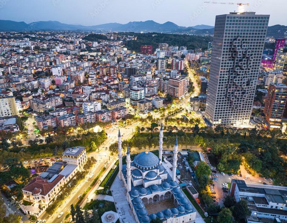 Ayso Inn Tirana City Center Zewnętrze zdjęcie